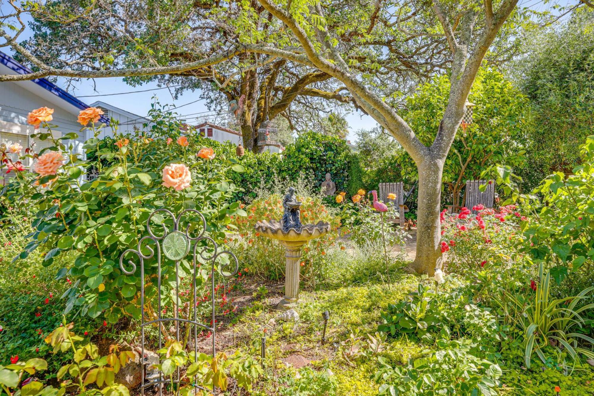 Romantic Casita With Garden And Deck 2 Miles To Plaza! Sonoma Exterior photo